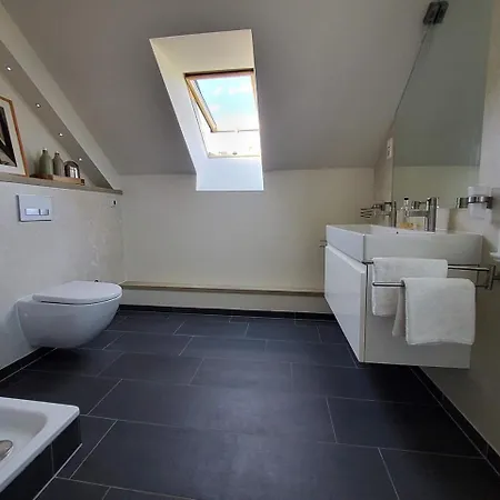 Апартаменты 110qm Mit Balkon An Weser/glacis/city