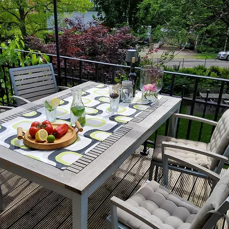 110qm Mit Balkon An Weser/glacis/city Минден