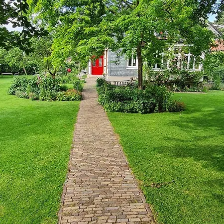 110qm Mit Balkon An Weser/glacis/city