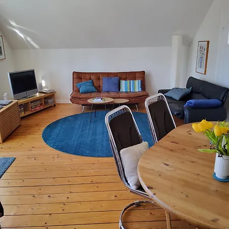 110qm Mit Balkon An Weser/glacis/city Apartment