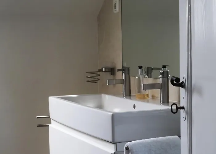 110qm Mit Balkon An Weser/glacis/city 公寓 *