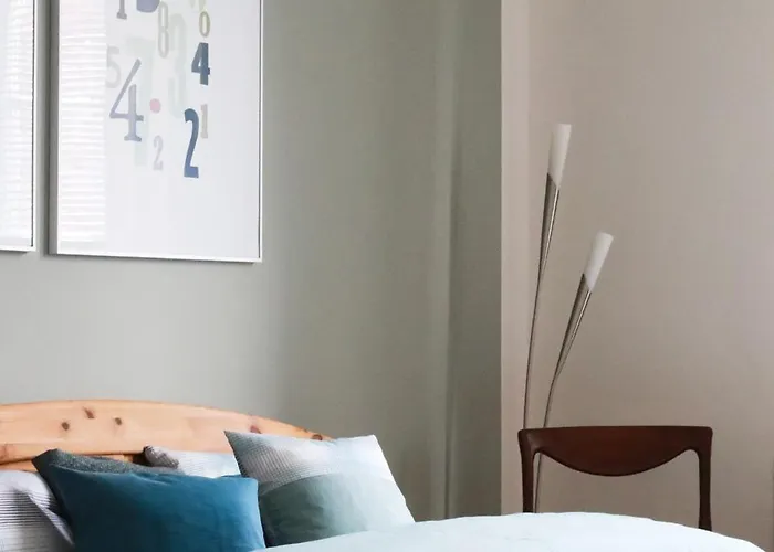 110qm Mit Balkon An Weser/glacis/city Apartament *